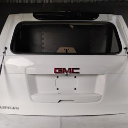 2015 2016 2017 2018 2019 2020 GMC Yukon  / Tahoe / Escalade Tailgate Oem