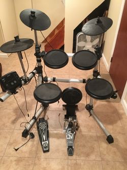 Simmons sd5x 2024 electronic drum set