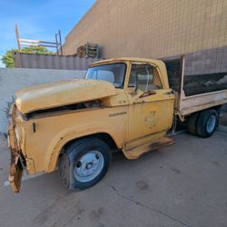 1963 Dodge D300 - $3,000