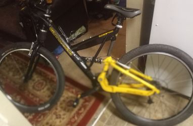 Cannondale super v 1000