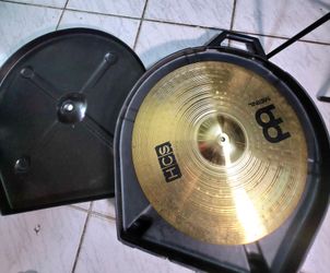 Sabian hard case drum cymbals !!$60 or best offer !