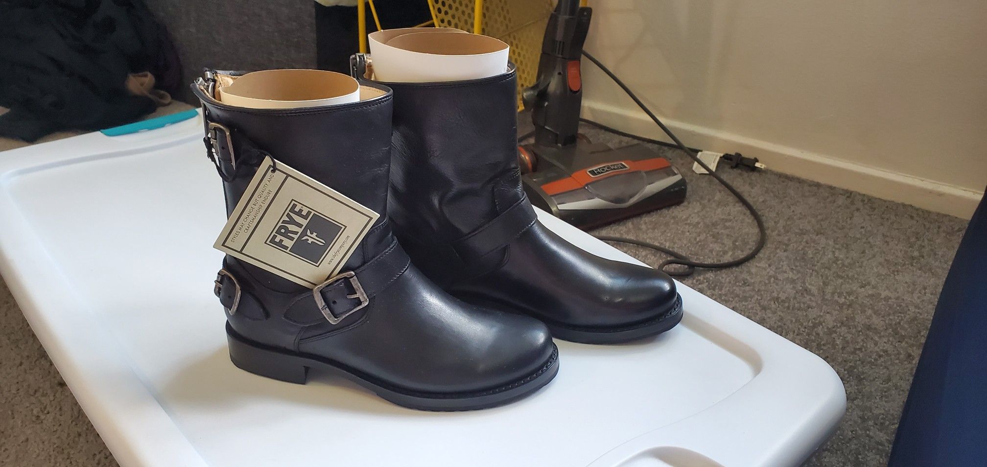 Frye Veronica leather booties