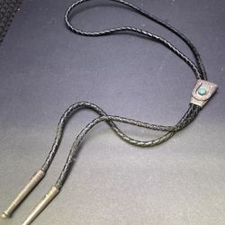 Vintage Sterling Silver Turquoise bolo tie 16”