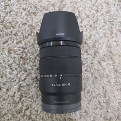 NEW Sony E-mount 18-135mm SEL OSS camera lens!