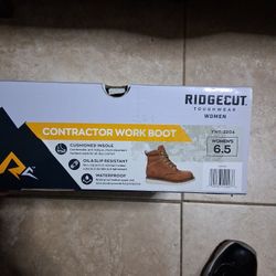 Steeltoe Boots/shoe