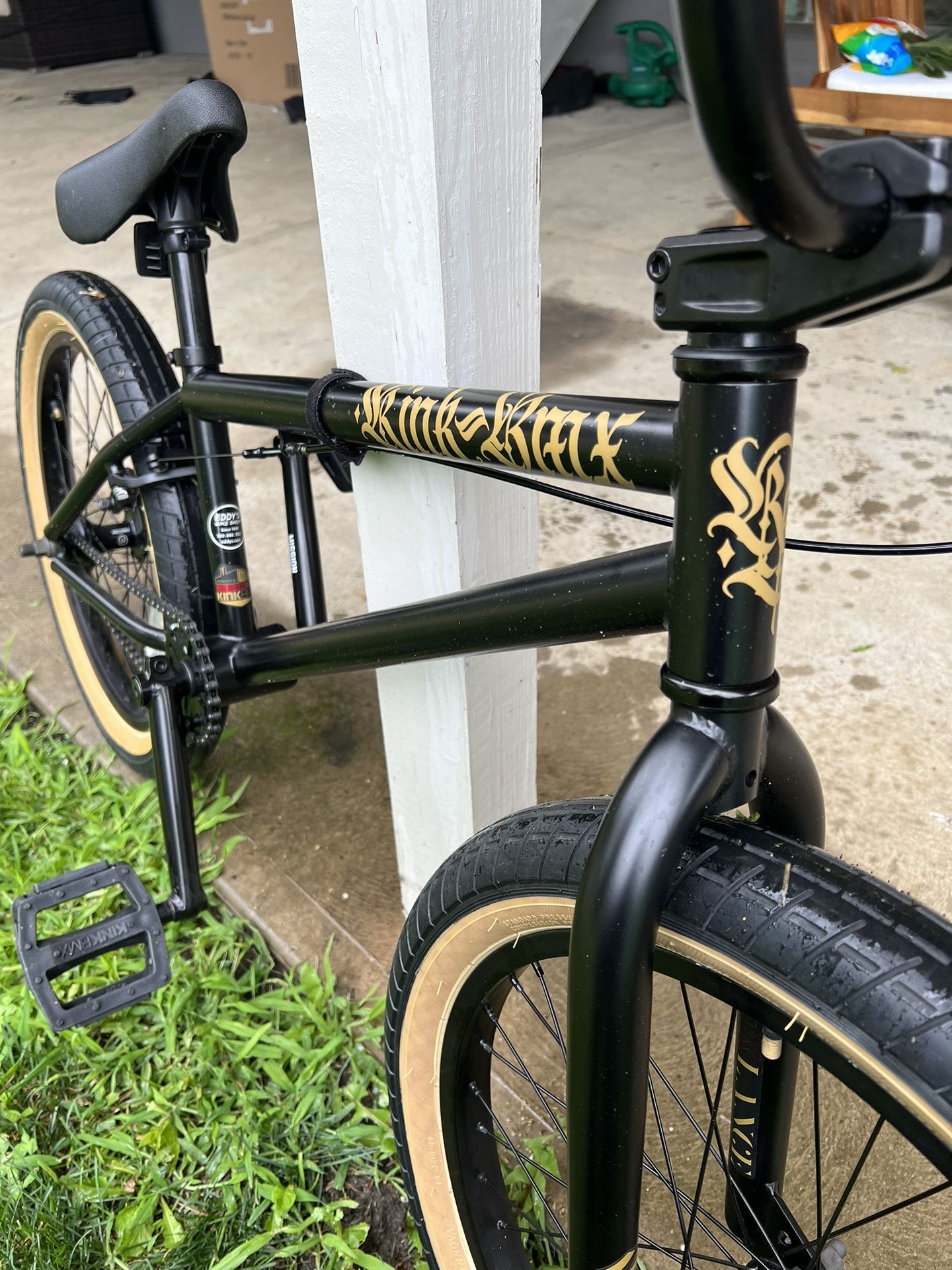2019 kink sale curb
