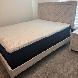 Brand New Queen Bed Set 