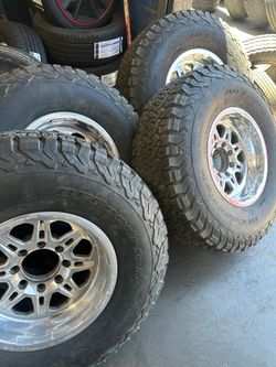17"inch weld racing wheels and tires