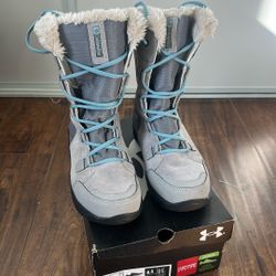 Columbia Women Boots Size 9