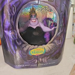 URSULA the Sea Witch from Little mermaid Disney Great Villains Collection doll
