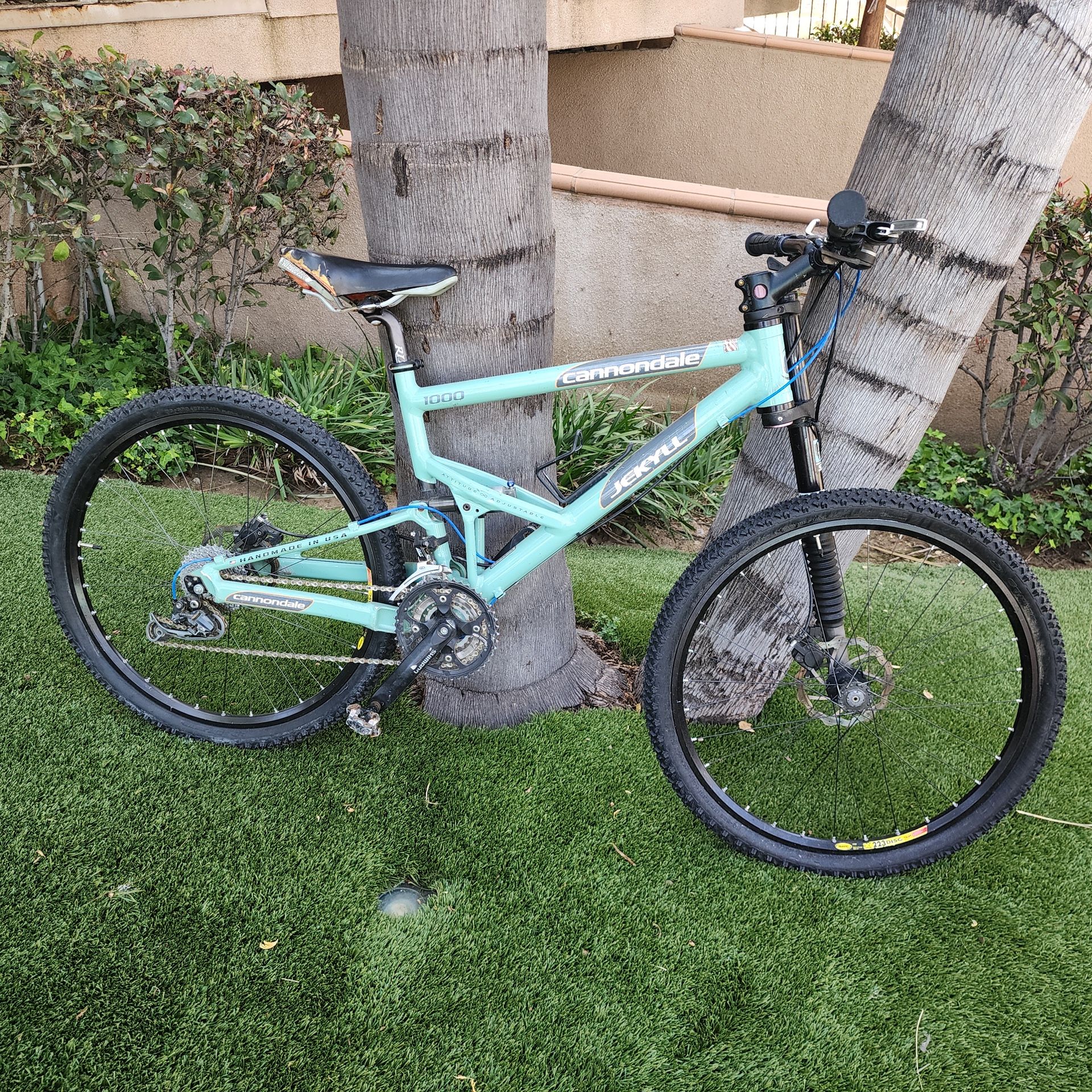 Cannondale 1000 Jekyll Attitude Adjustable Blue Black Gray Color Bike Bicycle