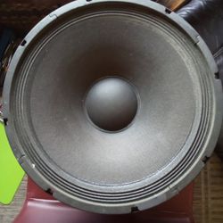 15"  400 watt 8 ohm bass driver
