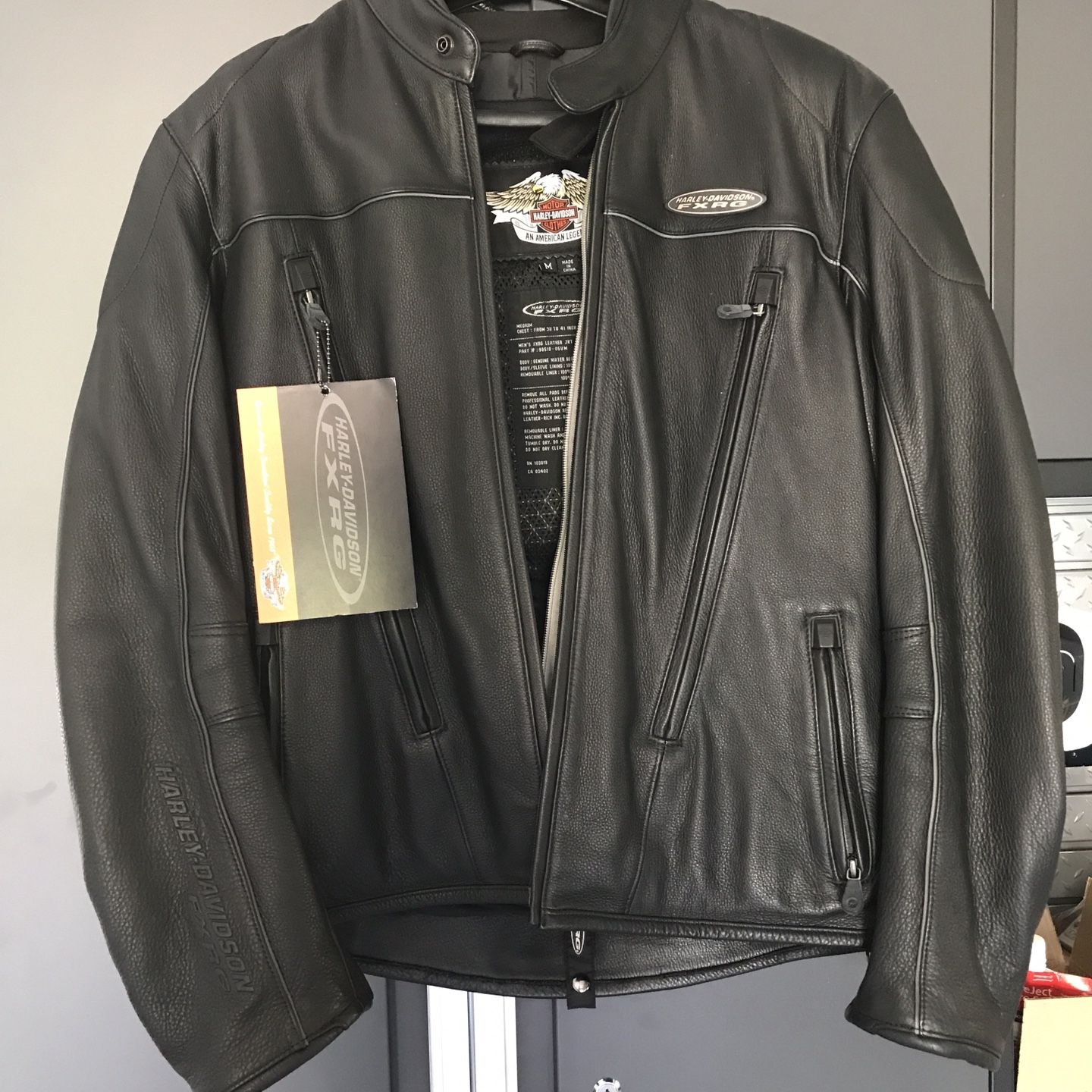 Men’s  Harley Davidson FXRG  Triple Vent Leather Jacket 98518-05VM Size M