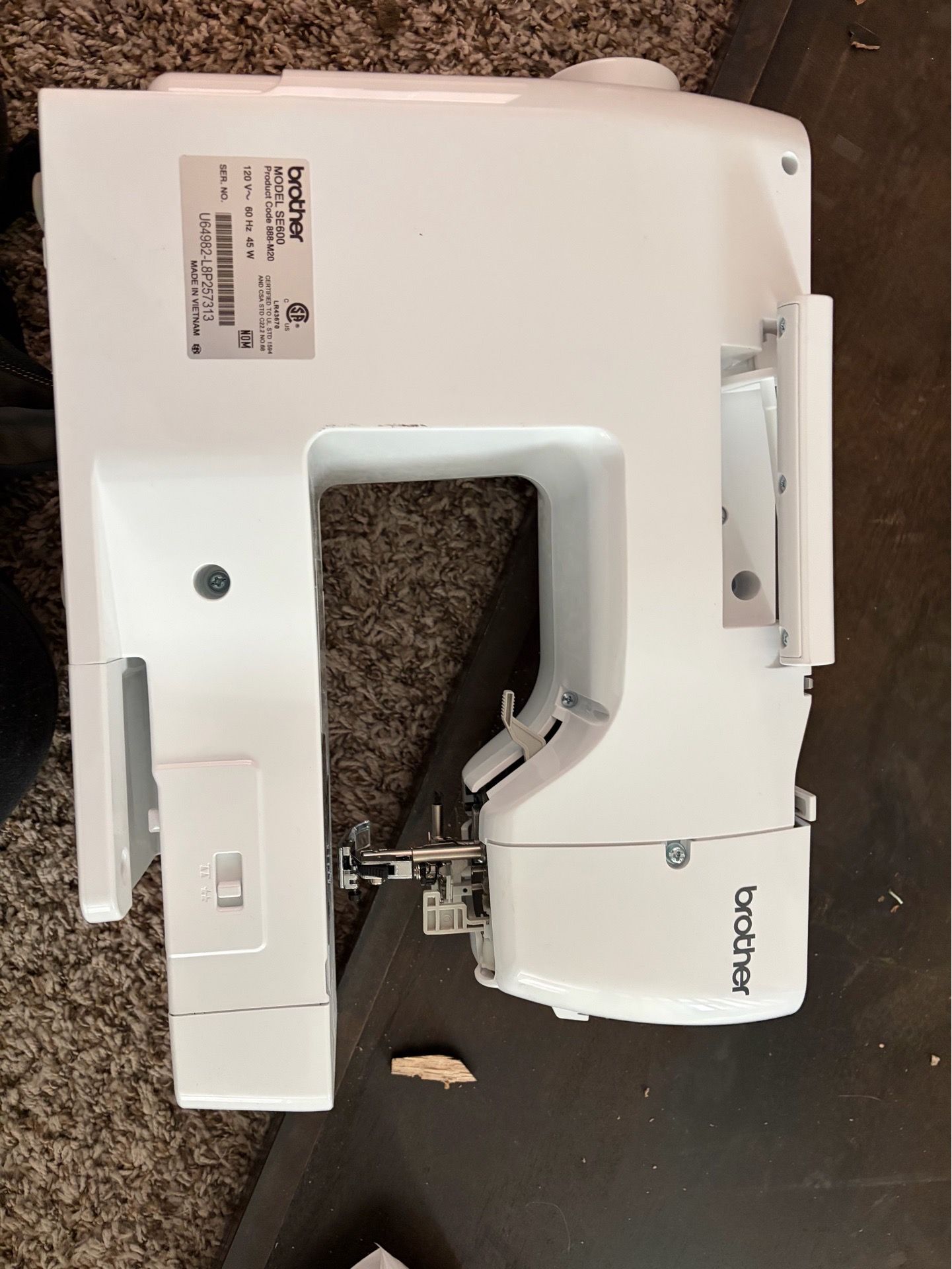 Embroidery/ sewing machine