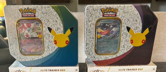 30th Celebration Tin [Sylveon ex] 30th Celebration Tin [Greninja ex]