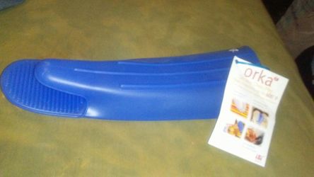 Brand new Orka silicone mitt