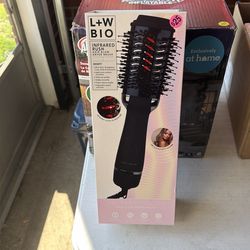 Infared rush hair blow dryer brush