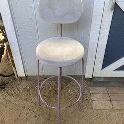 Free Bar Stool