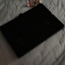 iPad Air (willing to negotiate price)