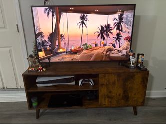 Insignia 43” 4k TV