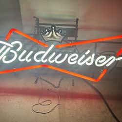 Budweiser Bowtie Neon 