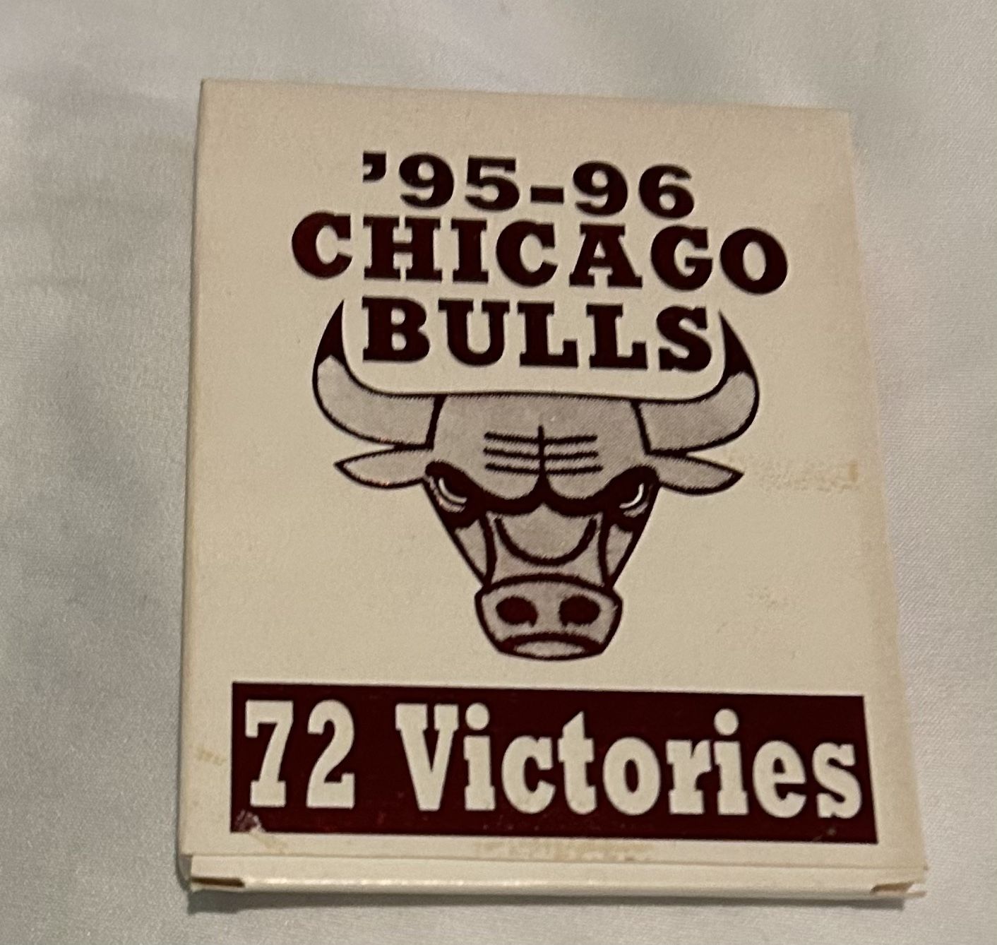Chicago Bulls ‘95 ‘96 72 Victories 22k Gold Card COA