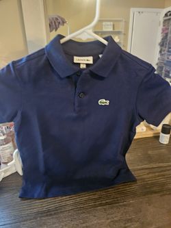 LACOSTE KIDS SIZE 5 NEW 
