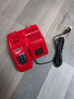 Milwaukee Rapid Charger M18 M12