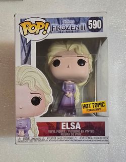 Funko Pop! Disney Frozen II #590 Elsa Hot Topic (Exclusive) Vaulted