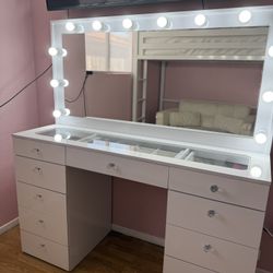 Large Hollywood Vanity with 11 Drawers and Crystal Knobs