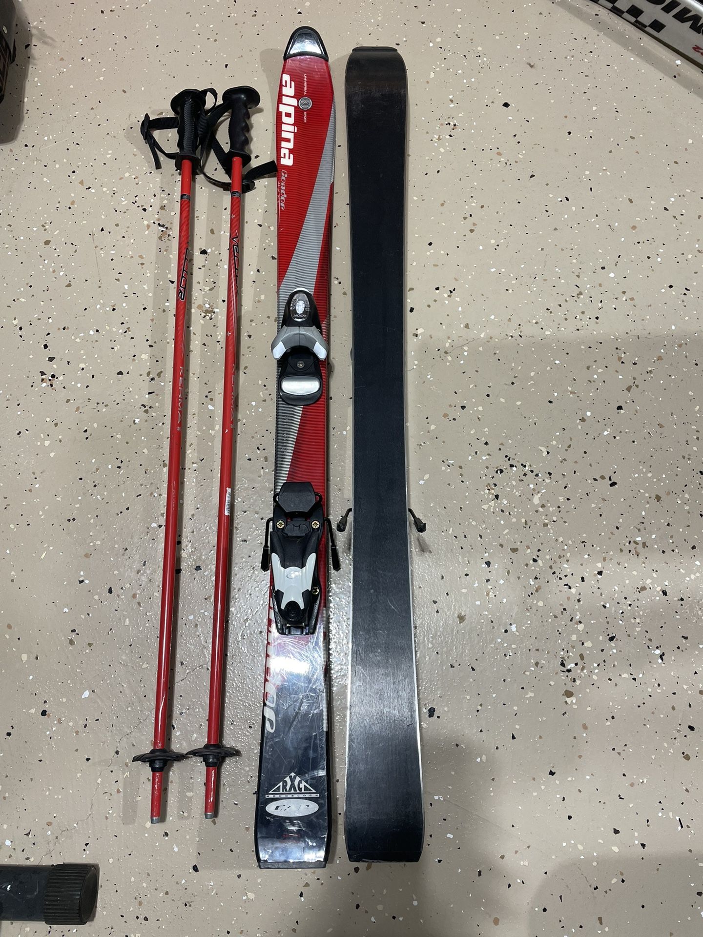 Alpine Condor Kids Skis 109 Centimetre With 2 Poles Excellent Condition . $75 For The Skies And Poles