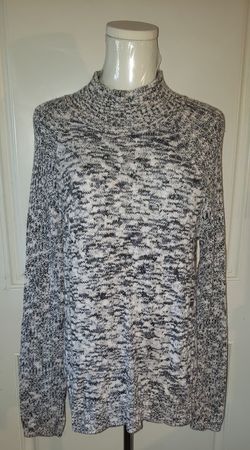 Croft & Barrow Grey & White Long Sleeve Sweater (Size XL)
