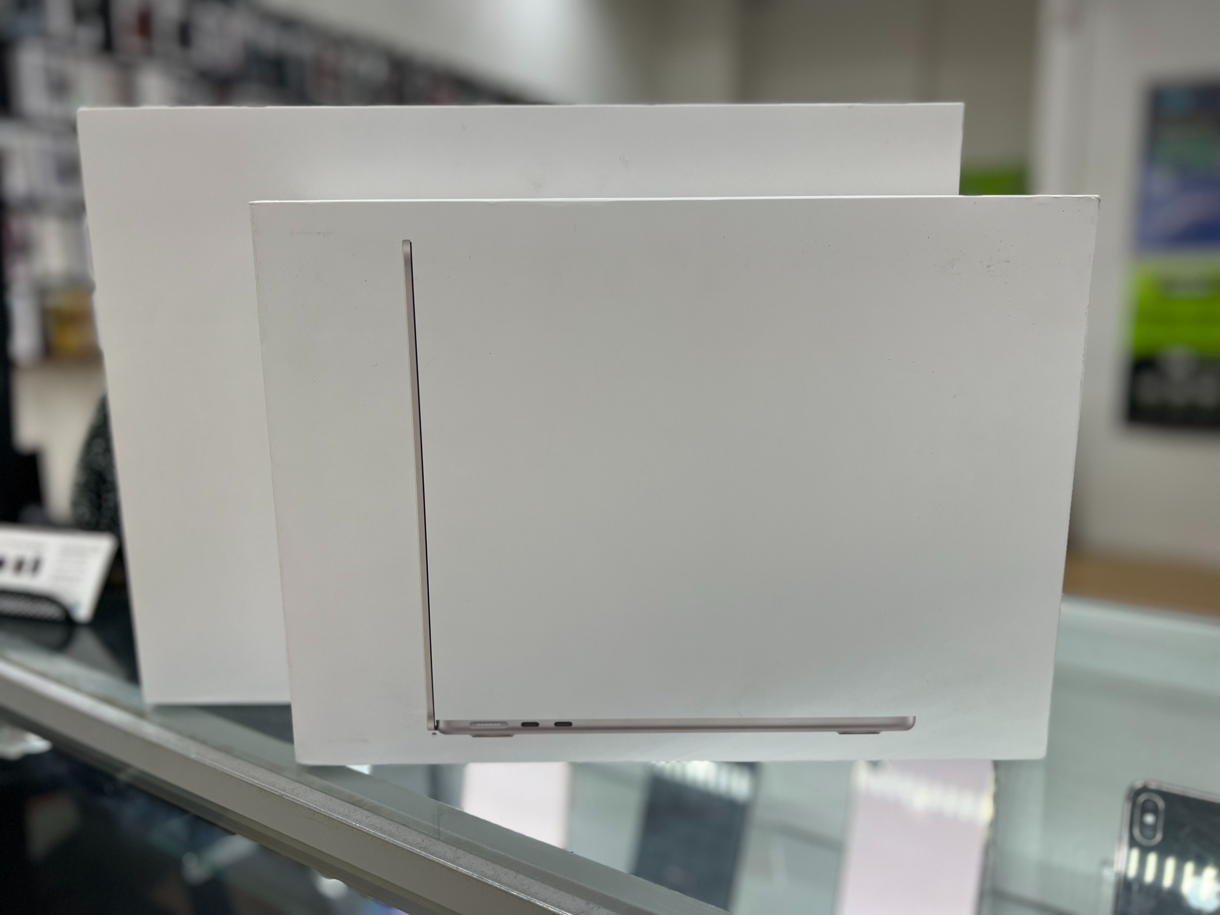 Apple Macbook Air 13-inch 256GB SSD M1