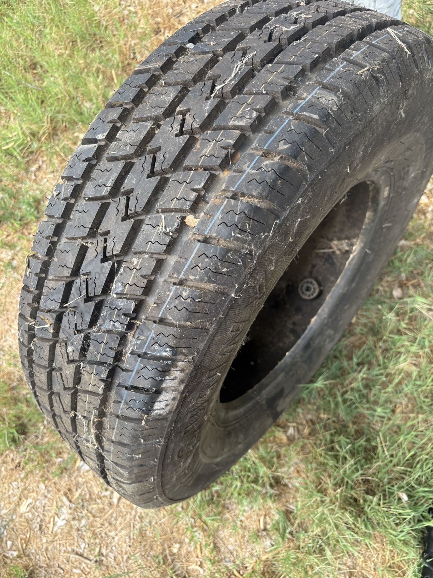 New Tire 255 70 16