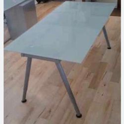 GALANT GLASS TABLE 
