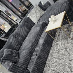 ✨️ Sectionals, 2pc Sofas ✨️ Furniture Queen Bedrooms, Dining Avail