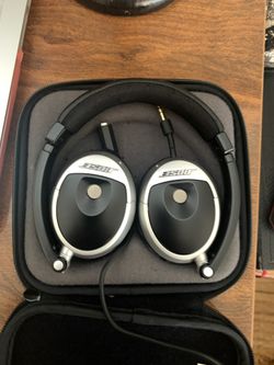 Bose On Ear Headphone