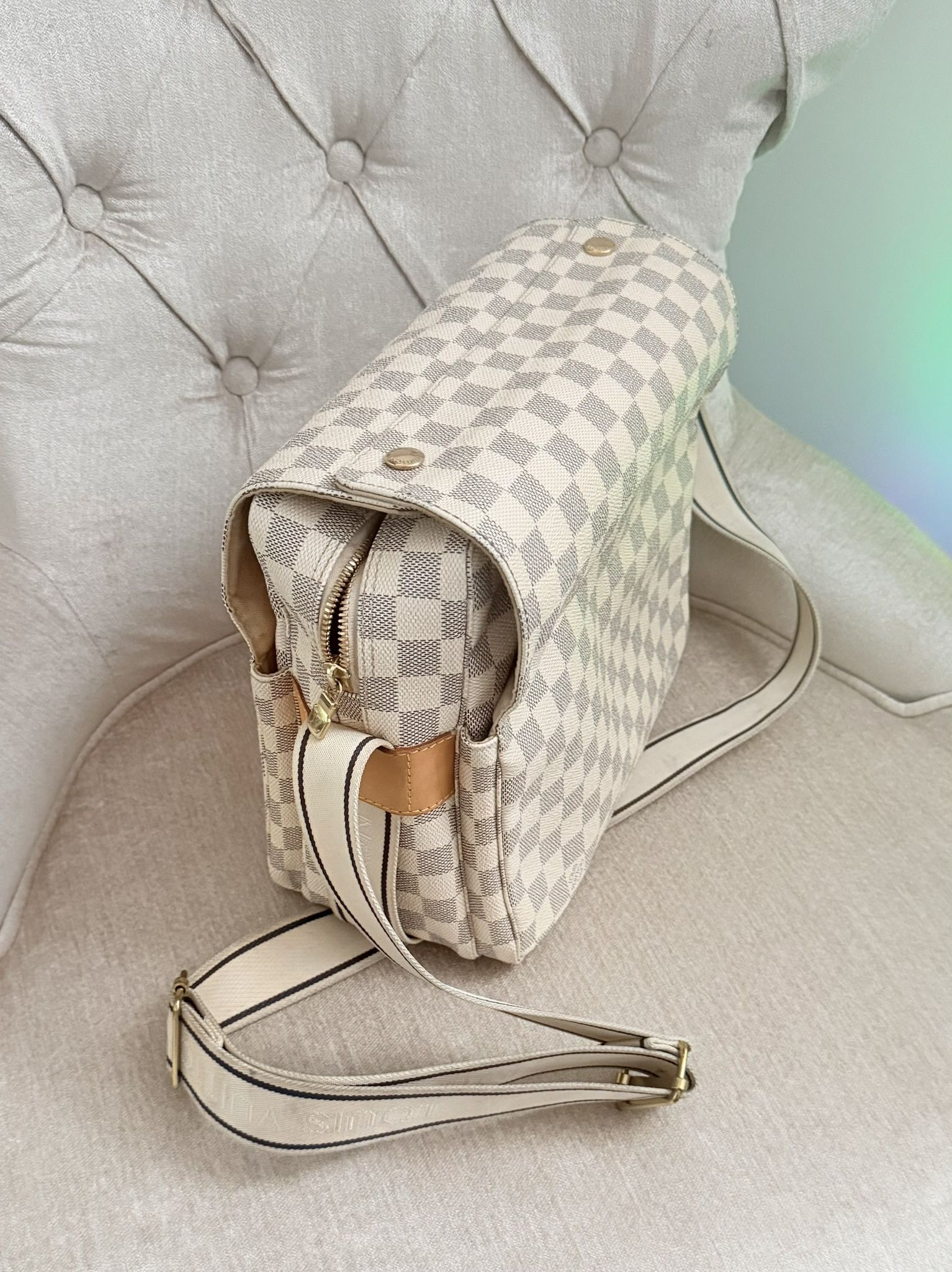 Authentic Louis Vuitton Naviglio