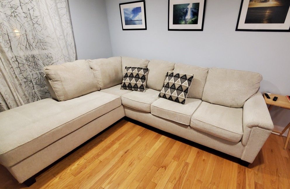 Beige Sectional Sofa - 9'x7' (Like New!)