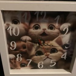 Cute Kittens Battery Operated Clock