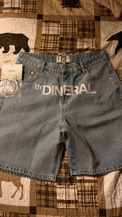 Dineral shorts