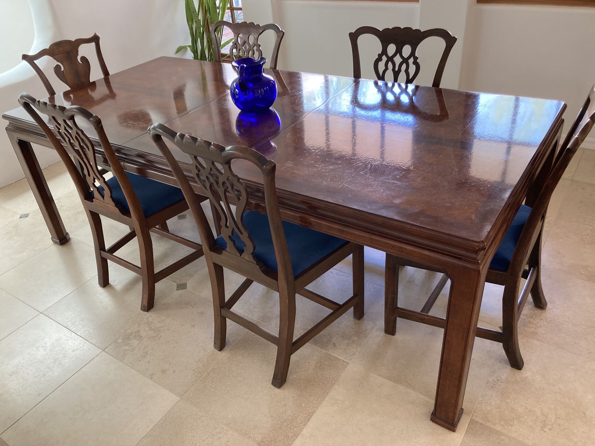 Dining Table & 6 Chairs