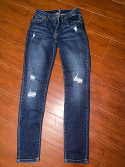 Fashion Nova Women’s Jeans Bundle – 4 Pairs – Size 7