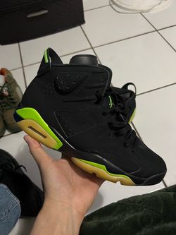 Sz 10.5 Green Jordan 6s $40 FIRM NO TRADES