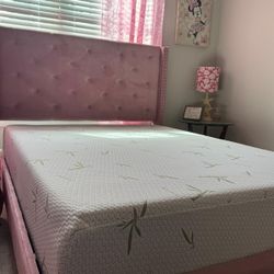 Upholstered Pink Full bed With 10 In Bamboo Foam Mattress 