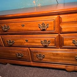 8 Drawer Dresser