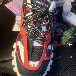 LED Balenciaga Tracks