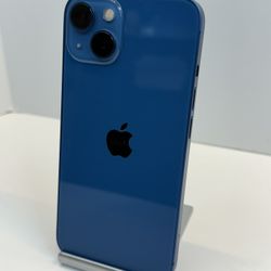 Apple iPhone 13 128gb. ( Fully Unlocked )