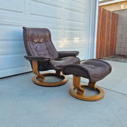 Vintage Ekornes Stressless Lounge Chair & Foot Stool Recliner Scandinavian