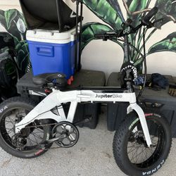 Jupiter - Defiant E-bike 